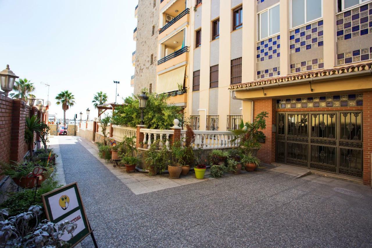 Monko - 1 Line, Beach & Sun Torremolinos Luaran gambar